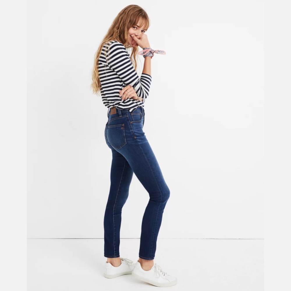 Madewell Roadtripper Crop Jeans (could also be worn as 26P)